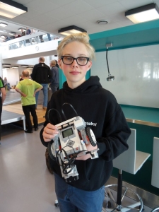 15-årige Svante Geisshirt deltog på dette års Robocup-konkurrence på DTU med robotten, "Svantemekanik", som han havde bygget og programmeret på blot to dage.