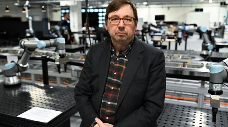 AI skal gøre robotter bevidste om sine menneskelige kolleger