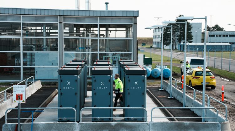 Batteri oplagrer grøn energi i Københavns Lufthavn